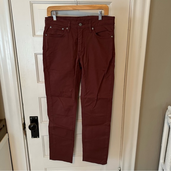 Levi's Other - Men’s Maroon Levi’s